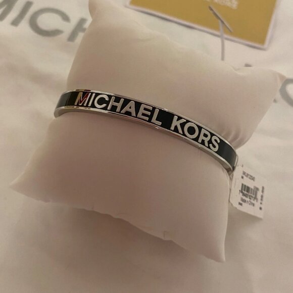 Michael Kors Women's Silver Tone BRASS Hinge Logo Bangle  Bracelet New msrp $135 - Picture 1 of 7